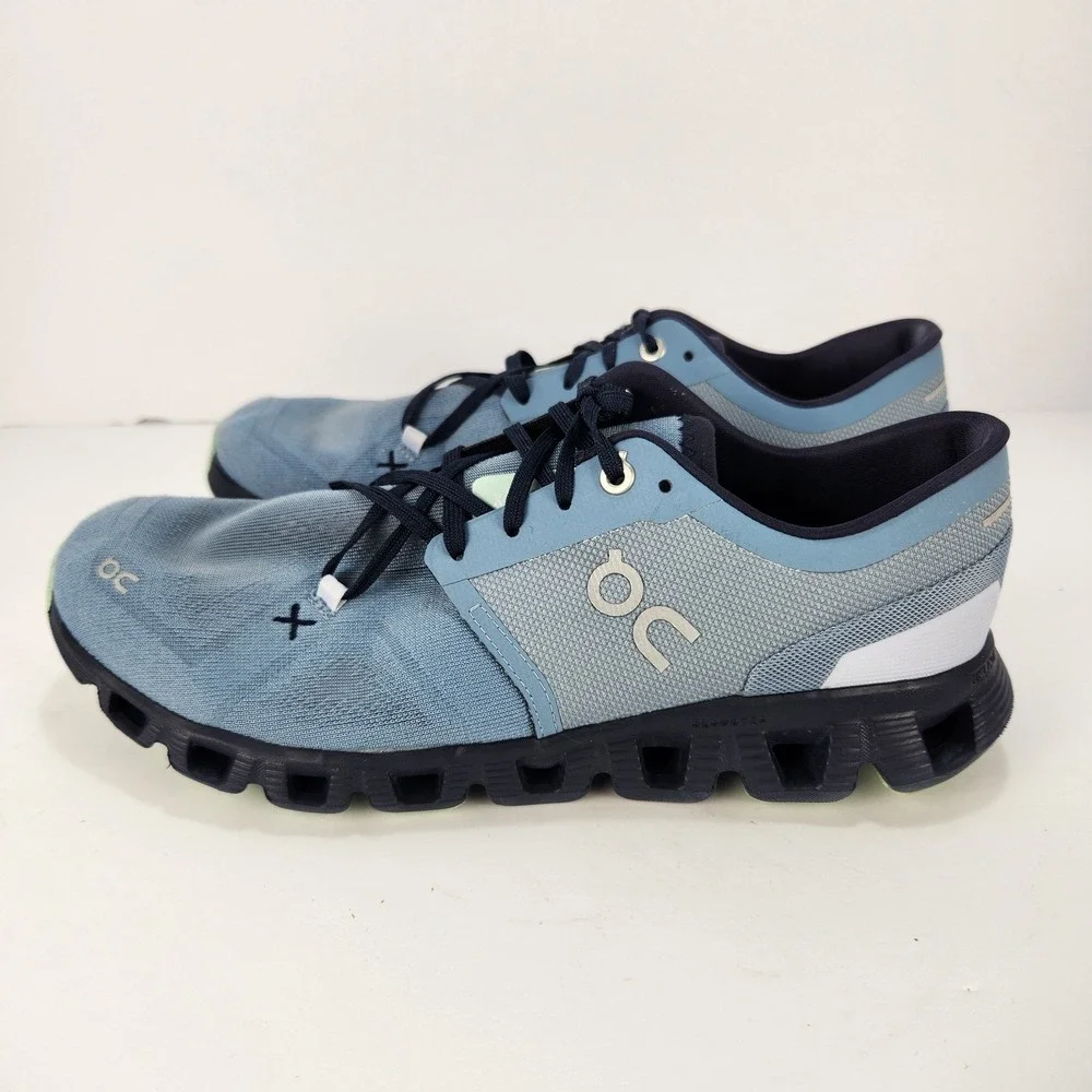 On Clouds shoe sneakers